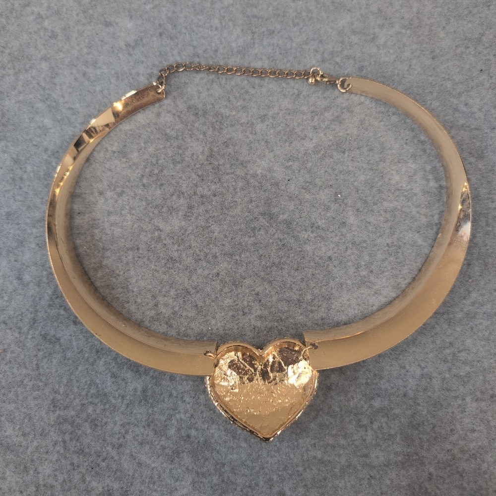 Gold Tone‎ Heart Choker Necklace Rhinestone Sparkle Statement Pendant 21" - Picture 3 of 3